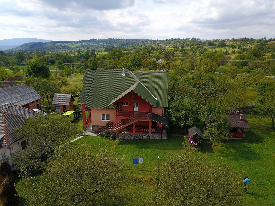 Pensiunea Martuca Surdesti  Exteriér fotografie